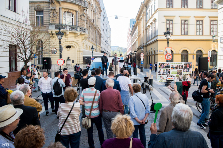 Ismét nőtt a CEU-t támogatók köre, vasárnap tüntetés lesz