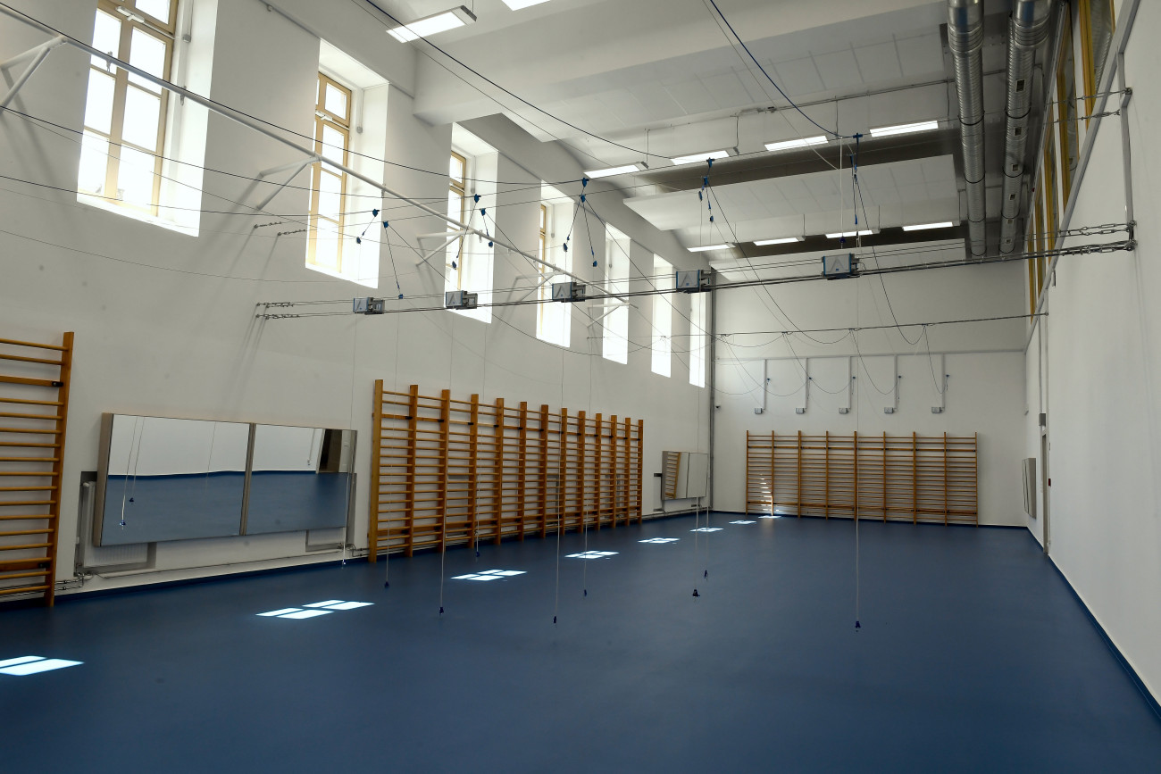 Budapest, 2020. július 7.
A Nemzeti Közszolgálati Egyetem Ludovika Campus-projektje keretében felújított Ludovika Szárnyépület vivóterme az átadás napján, 2020. július 7-én.
MTI/Koszticsák Szilárd