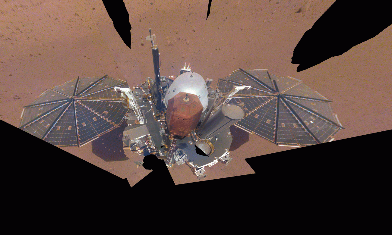 Egy régi és a legutolsó InSight-szelfi (NASA/JPL-Caltech)