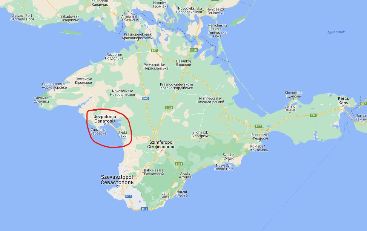 Jevpatorija és Szaki városok a Krím-félszigeten. Forrás: Google Maps