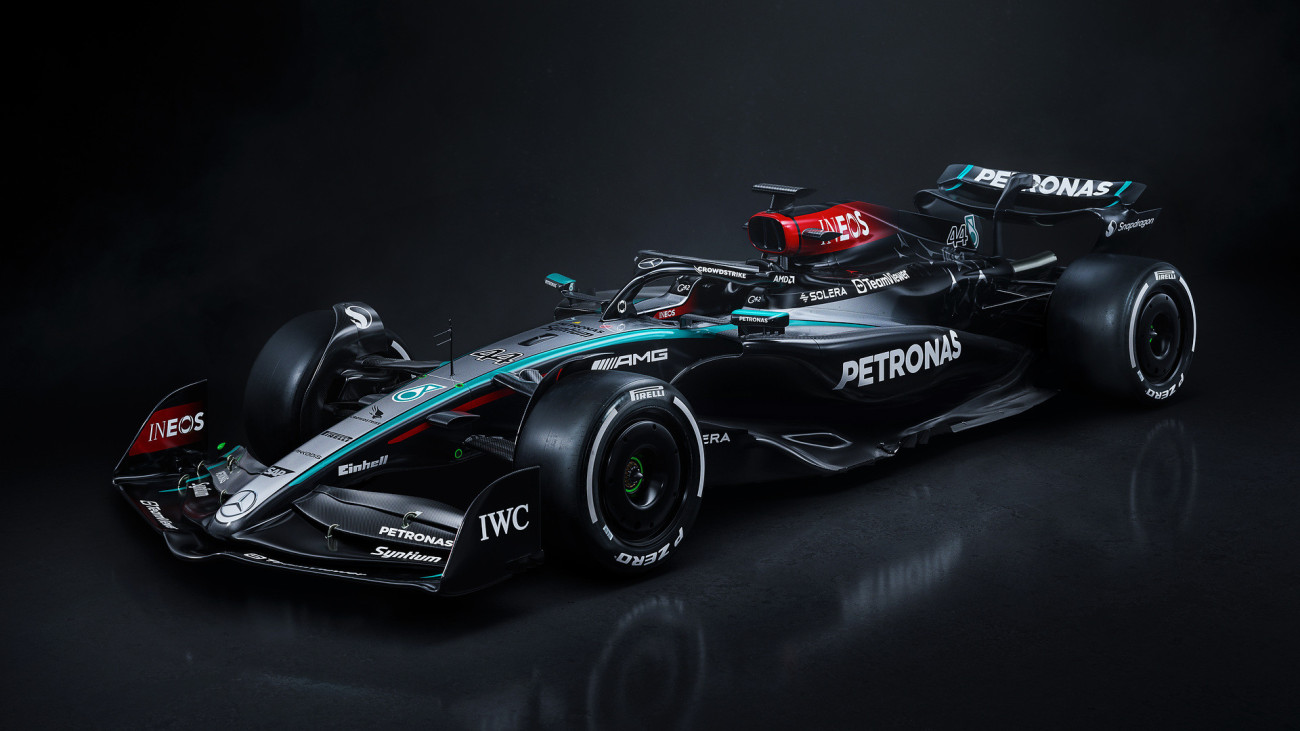 Mercedes-AMG F1 W15 E Performance Launch