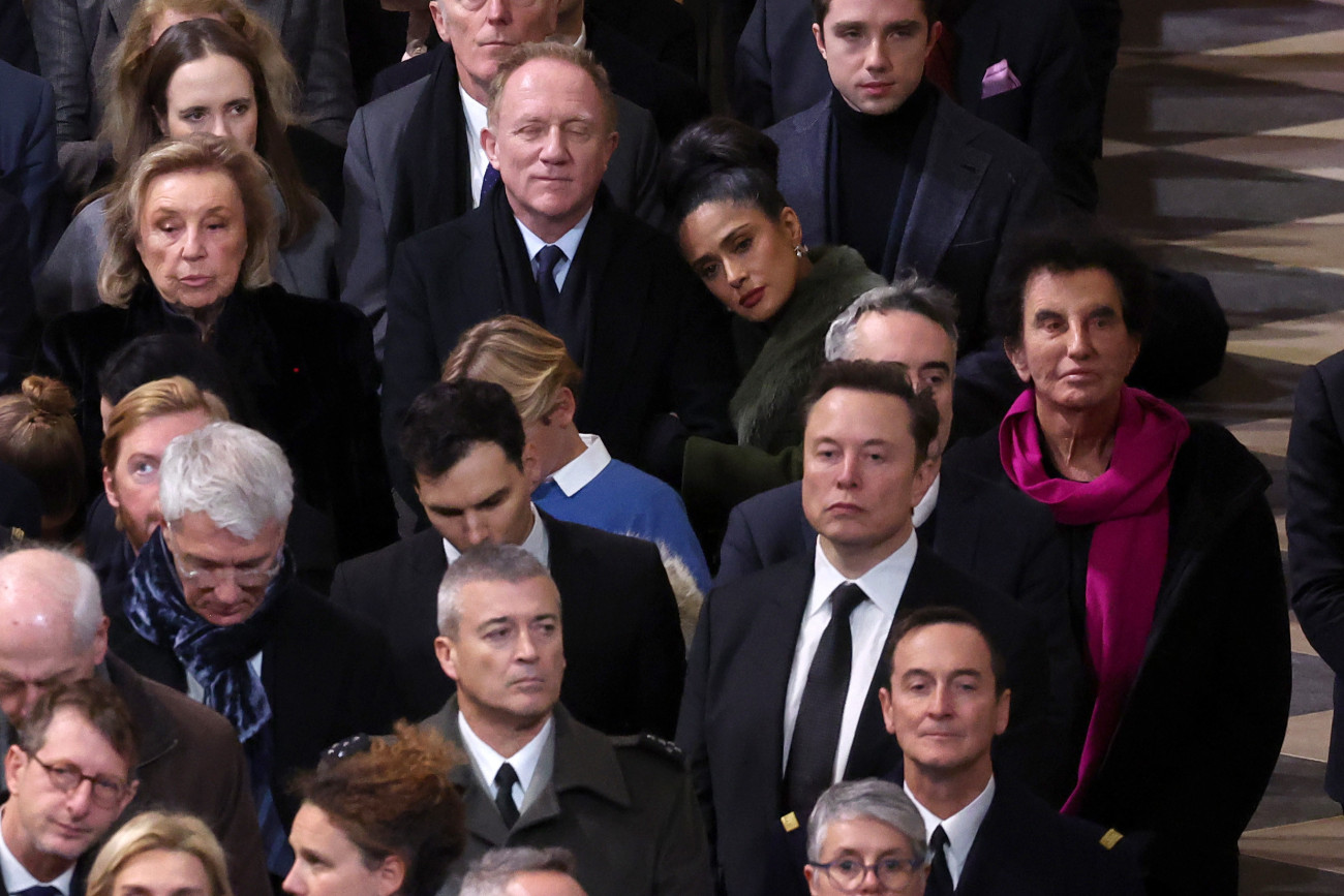 PARIS, FRANCE - DECEMBER 07: Maryvonne Pinault, FranĂ§ois-Henri Pinault, Salma Hayek, Elon Musk and Jack Lang attend the ceremony to mark the reopening of Notre-Dame of Paris Cathedral on December 07, 2024 in Paris, France. After five years of restoration, Notre-Dame Cathedral in Paris reopens its doors to the world in the presence of Emmanuel Macron and around fifty heads of state, including Donald Trump, invited for the occasion.  (Photo by Pascal Le Segretain/Getty Images for Notre-Dame de Paris)