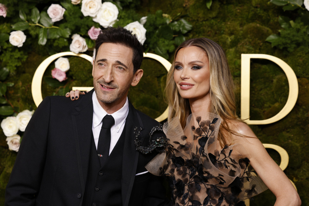 Los Angeles, 2025. január 6.
Adrien Brody amerikai színész és Georgina Chapman angol divattervező, színésznő az amerikai filmes és televíziós Golden Globe-díjak 82. átadási ünnepségén a Los Angeles-i Beverly Hilton Hotelben 2025. január 5-én.
MTI/EPA/Caroline Brehman