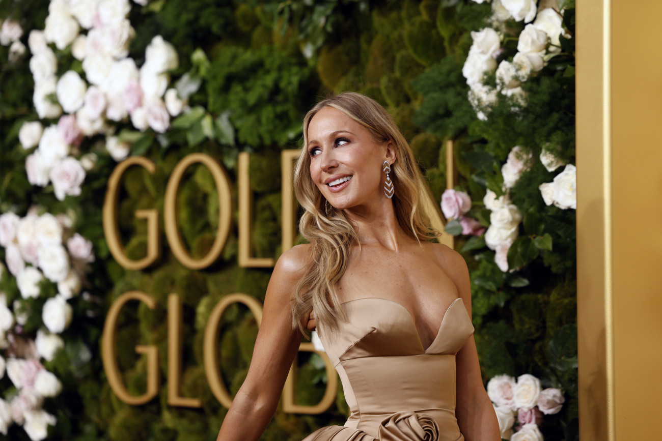 Los Angeles, 2025. január 6.
Nikki Glaser amerikai színész-komika, az est házigazdája az amerikai filmes és televíziós Golden Globe-díjak 82. átadási ünnepségén a Los Angeles-i Beverly Hilton Hotelben 2025. január 5-én.
MTI/EPA/Caroline Brehman