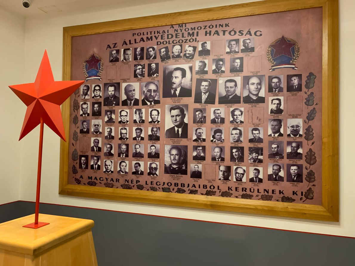 A hatalom a magyar nép legjobbjainak tartotta az ÁVH-sokat. Fotó: terrorhaza.hu
