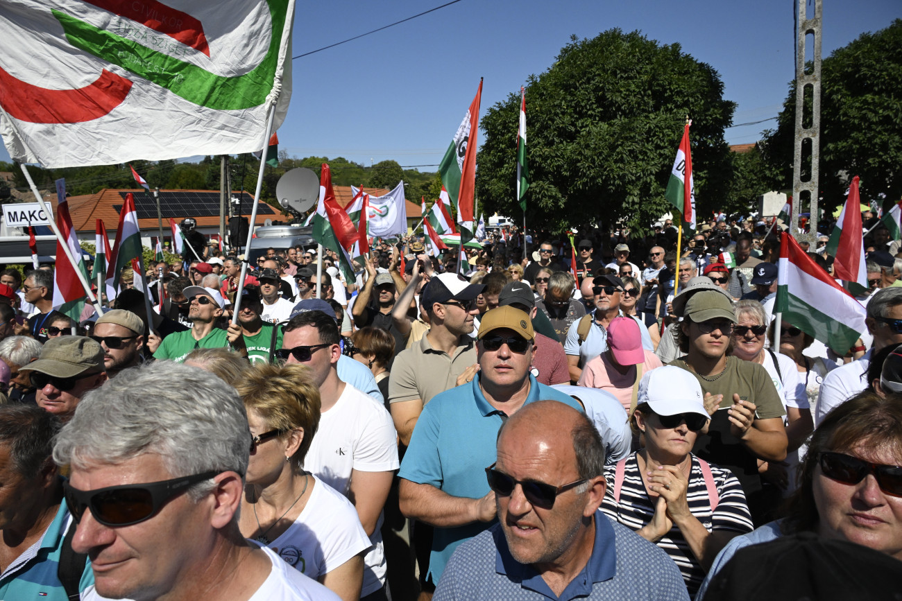 Kötcse, 2025. szeptember 7.
Résztvevők a Tisza Párt kötcsei rendezvényén 2025. szeptember 7-én.
MTI/Szigetváry Zsolt