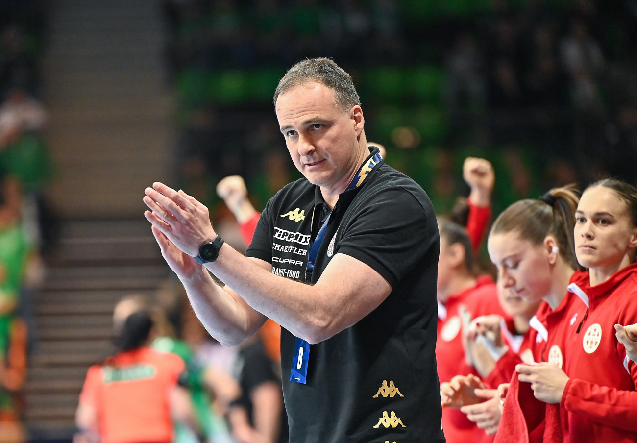 Szilágyi Zoltán a DVSC vezetőedzője - Forrás: MTI/Krizsán Csaba