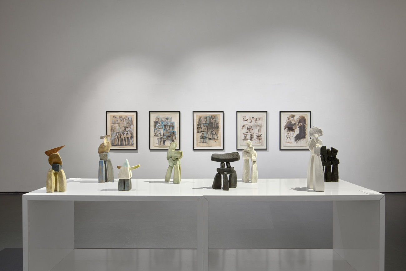 Kecskeméti Sándor alkotásai egy kiállításon