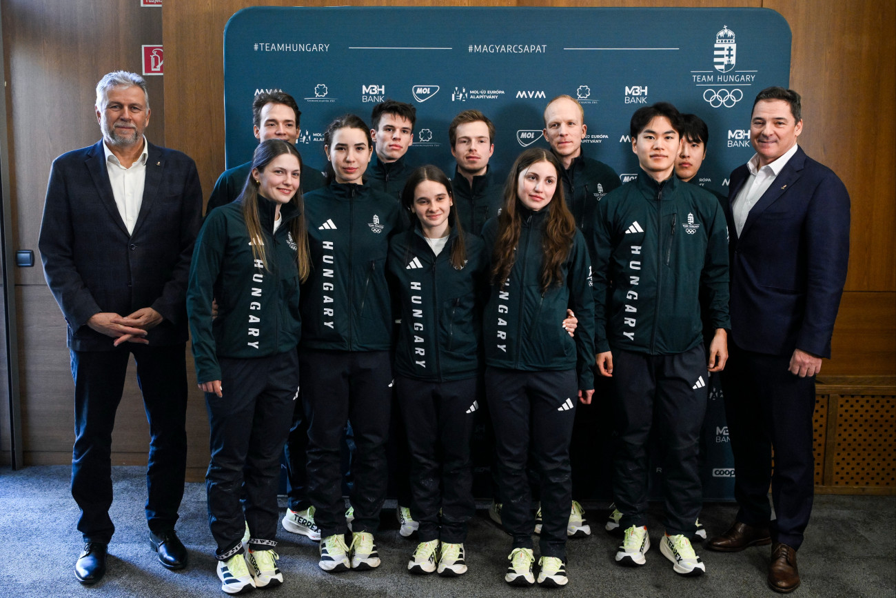 Forrás: a milánói-cortinai téli olimpiáról hazatérõ magyar olimpiai csapat - MTI/MTVA/Purger Tamás