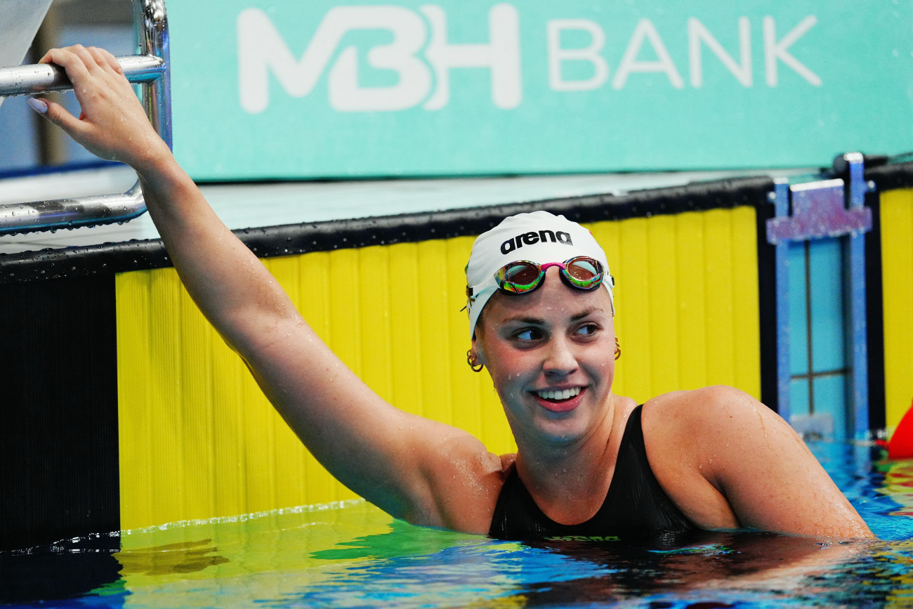 Sopron, 2026. április 16.
A gyõztes Jackl Vivien a nõi 1500 méteres gyorsúszás döntõjében az úszók országos bajnokságán Sopronban 2026. április 16-án.
MTI/Derencsényi István