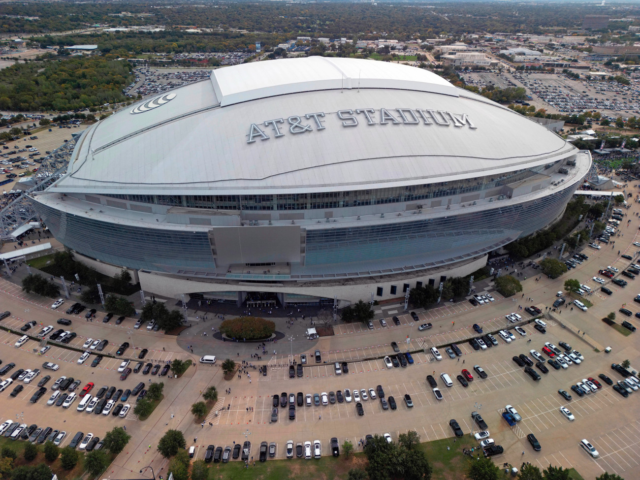 Arlington, 2026. május 11.
A 2026-os labdarúgó-világbajnokság egyik helyszíne, a Dallas Metro Stadion 2023. november 12-én. A 2026-os labdarúgó-világbajnokságot 2026. június 11. és július 19. között rendezik az Egyesült Államokban, Kanadában és Mexikóban.
MTI/AP/Tyler Kaufman