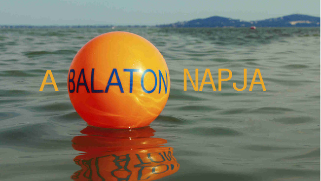 Körbekoccintással startol a Balaton Napja