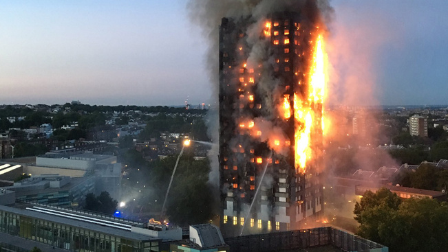 Hihetetlen összeg gyűlt már össze a londoni tűzvész károsultjai javára