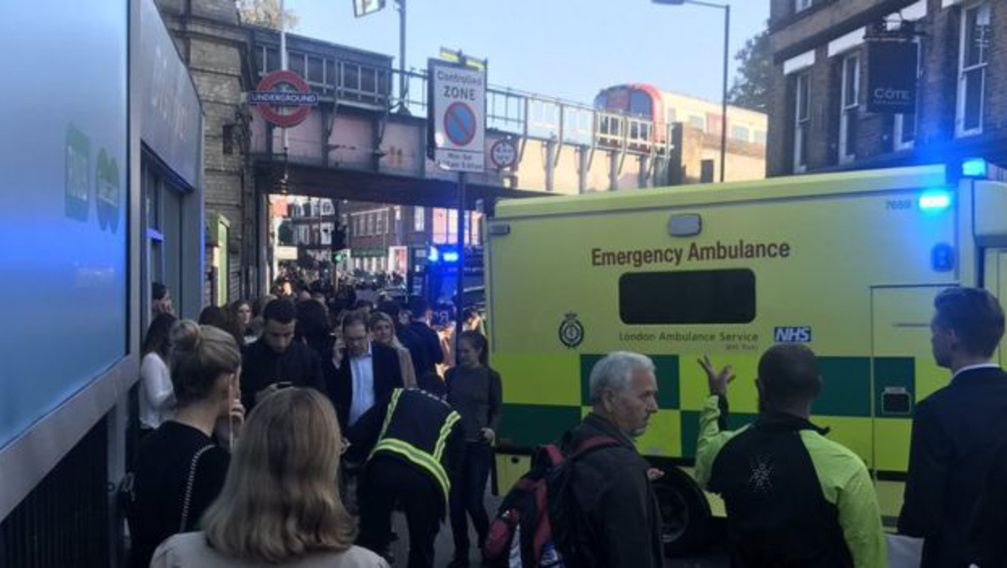 Robbanás a londoni metróban