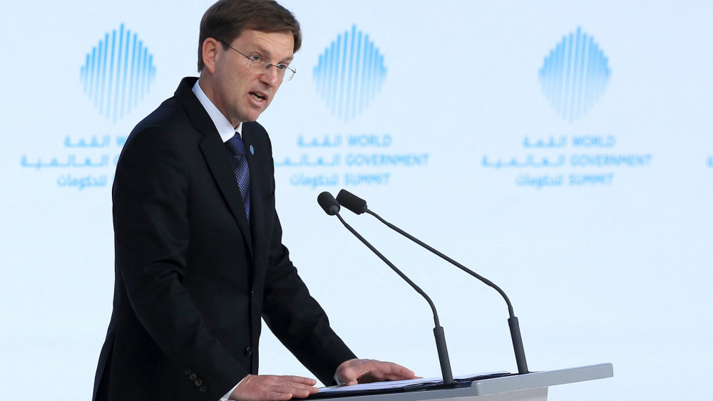 Dubaj, 2017. február 14.Miro Cerar szlován kormányfő beszédet mond a Dubajban zajló ötödik nemzetközi kormányzati csúcstalálkozón (World Government Summit) 2017. február 14-én. A tanácskozáson 130 ország mintegy 4000 képviselője vesz részt. (MTI/EPA)