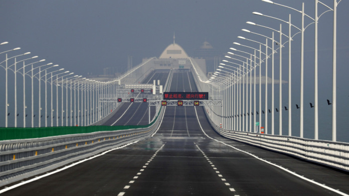 Galéria - hamarosan átadják a világrekorder tengeri hidat
