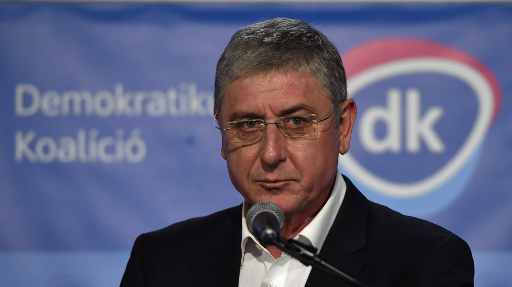 Gyurcsány Ferenc, a Demokratikus Koalíció (DK) elnöke beszél a párt eredményváró rendezvényén a budapesti Ankertben 2018. április 8-án.
