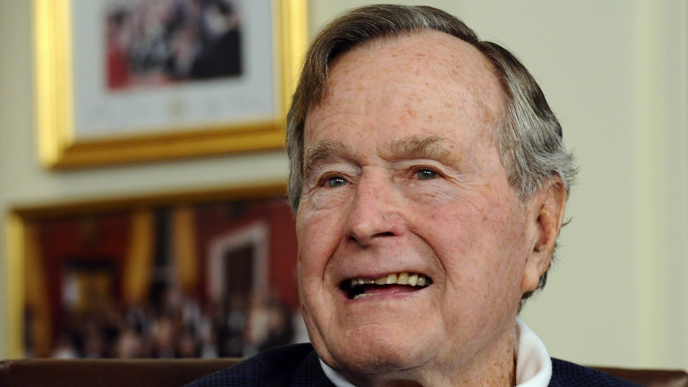 Houston, 2017. január 18.2015. július 15-én készült kép idősebb George Bush volt amerikai elnökről Houstonban. 2017. január 18-i sajtóértesülések szerint a 92 éves politikust a houstoni metodista kórházba vitték. (MTI/EPA/Larry W. Smith)