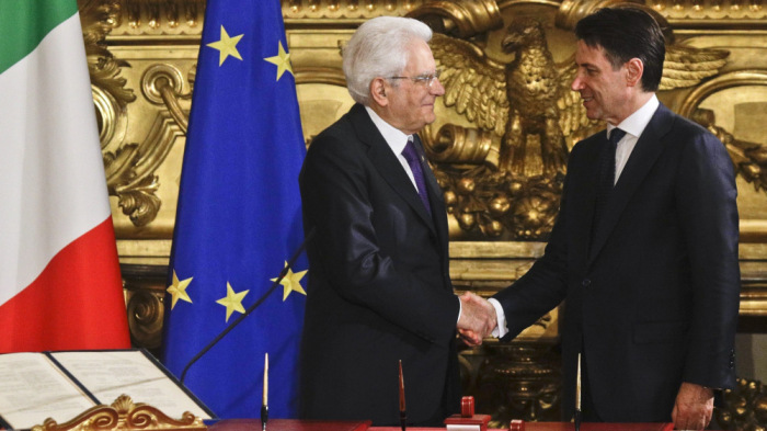 Letette a hivatali esküt az olasz miniszterelnök