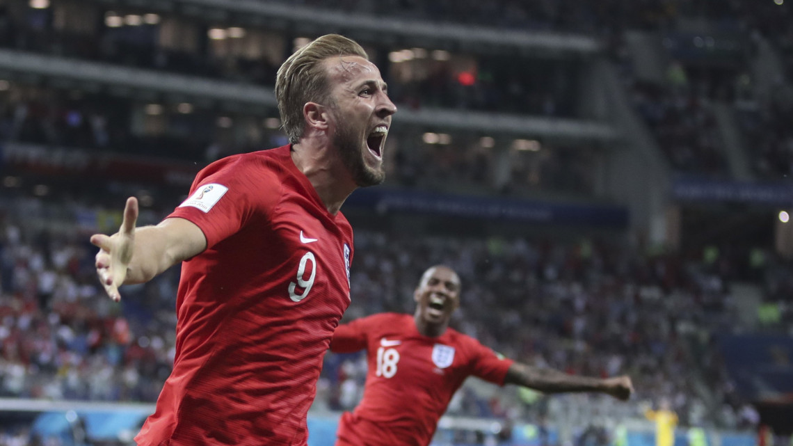 Volgográd, 2018. június 18.Harry Kane, az angol válogatott csapatkapitánya ünnepli a második gólját az oroszországi labdarúgó-világbajnokság G csoportja első fordulójának Tunézia  Anglia mérkőzésén a Volgográd Arénában 2018. június 18-án. A találkozót Anglia nyerte 2-1-re. (MTI/AP/Thanászisz Sztavrakisz)