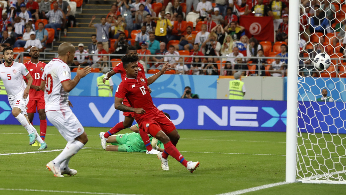 Szaranszk, 2018. június 28.A tunéziai Vahbi Hazri (b) megszerzi csapata második gólját a Panama  Tunézia mérkőzésen, az oroszországi labdarúgó-világbajnokság G csoportjának harmadik fordulójában Szaranszkban 2018. június 28-án. (MTI/AP/Darko Bandic)