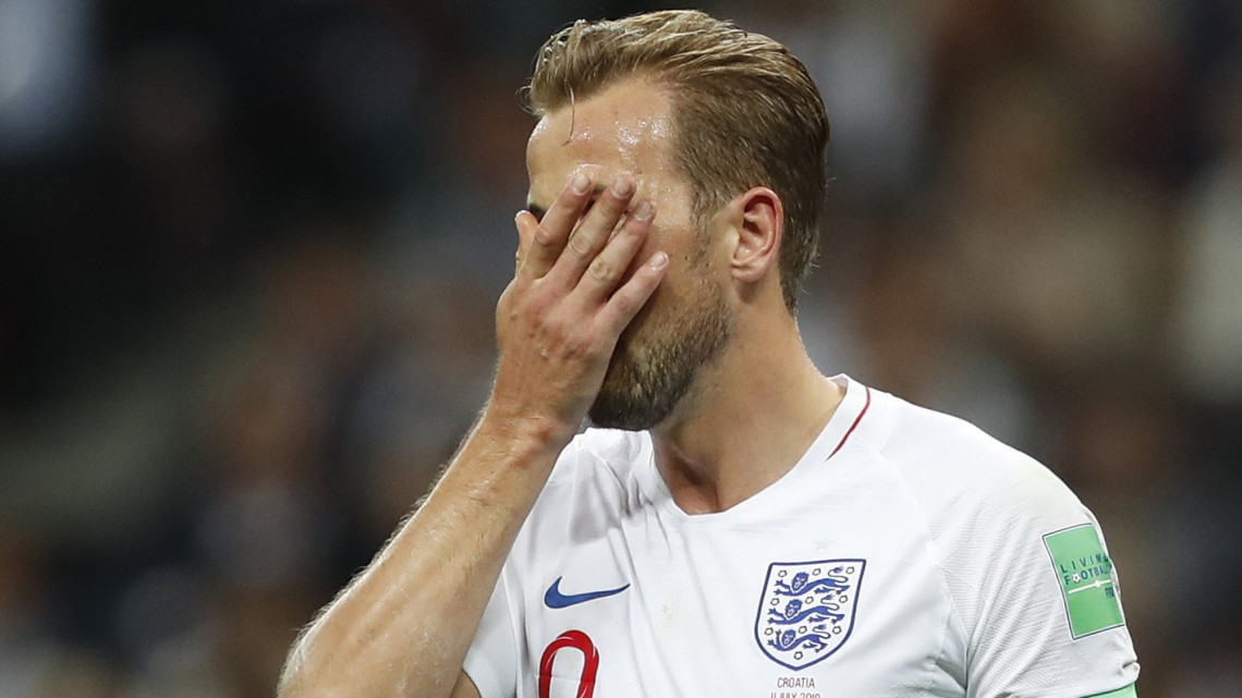 Moszkva, 2018. július 11.Az angol Harry Kane az oroszországi labdarúgó-világbajnokság elődöntőjében játszott Horvátország - Anglia mérkőzésen a moszkvai Luzsnyiki Stadionban 2018. július 11-én. Horvátország hosszabbítás után 2-1-re győzött. (MTI/AP/Alastair Grant)