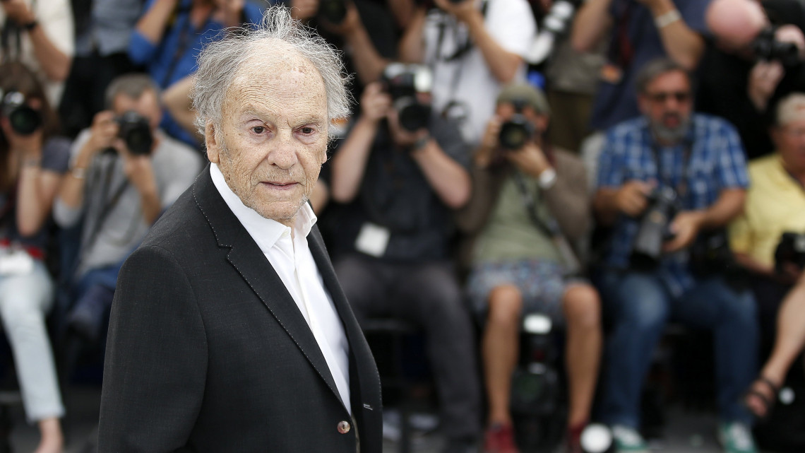 Cannes, 2017. május 22.Jean-Louis Trintignant francia színész a Happy End című filmje bemutatójának alkalmából tartott fotózáson a 70. Cannes-i Nemzetközi Filmfesztiválon 2017. május 22-én. (MTI/EPA/Sebastien Nogier)