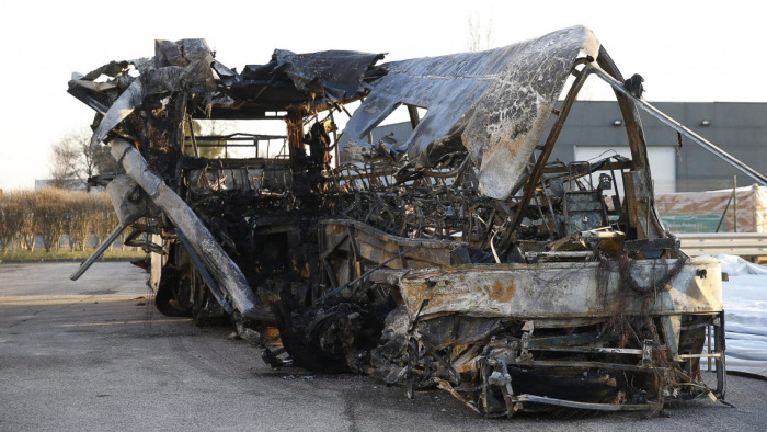 Még mindig nem kártalanítják a veronai buszbaleset érintettjeit