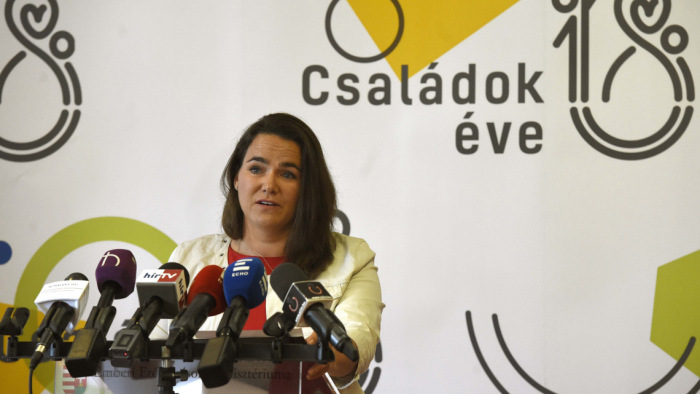 Novák Katalin: további családpolitikai intézkedések megerősítésére szolgál a nemzeti konzultáció