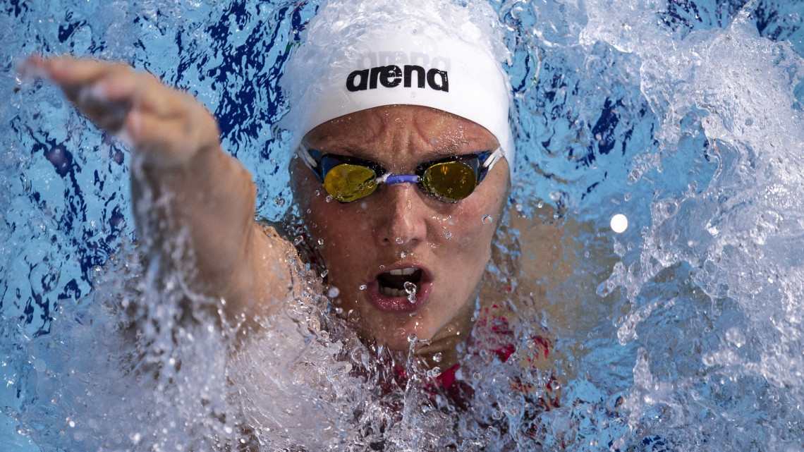 Glasgow, 2018. augusztus 9.Hosszú Katinka a glasgow-i úszó Európa-bajnokság női 4x100 méteres vegyesváltójának előfutamában 2018. augusztus 9-én. (MTI/EPA/Patrick B. Krämer)