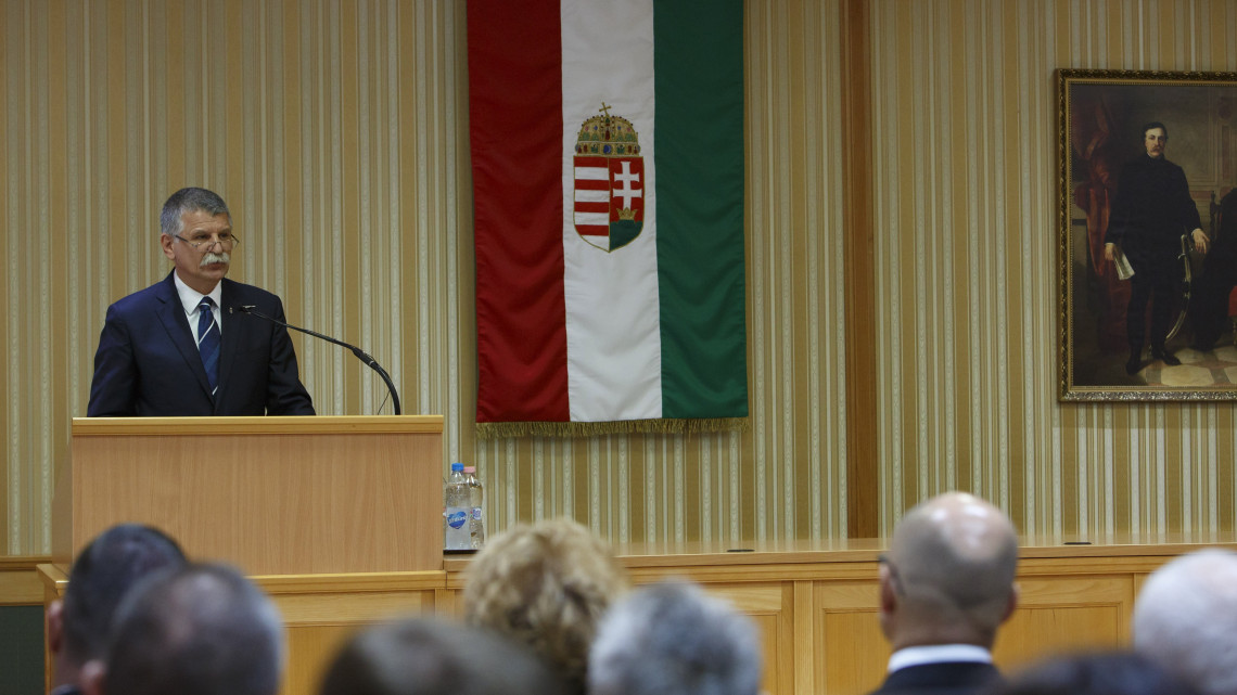 Kövér László, az Országgyűlés elnöke beszédet mond Zalaegerszegen, a megyei önkormányzat díszközgyűlésén 2018. szeptember 22-én.