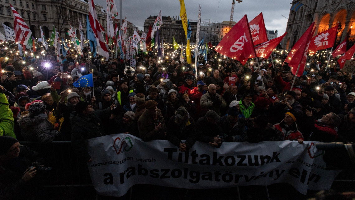 A Kossuth téri kormányellenes tüntetéses 2019. január 5-én.