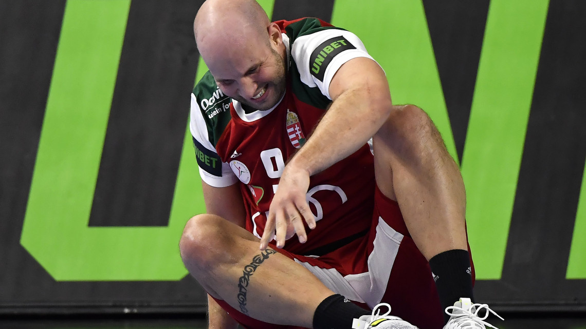 Balogh Zsolt, miután megsérült a német-dán közös rendezésű férfi kézilabda-világbajnokság csoportkörének 3. fordulójában játszott Magyarország - Katar mérkőzésen Koppenhágában 2019. január 14-én.