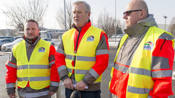 Leállt a termelés az Audi ingolstadti üzemében a győri sztrájk miatt