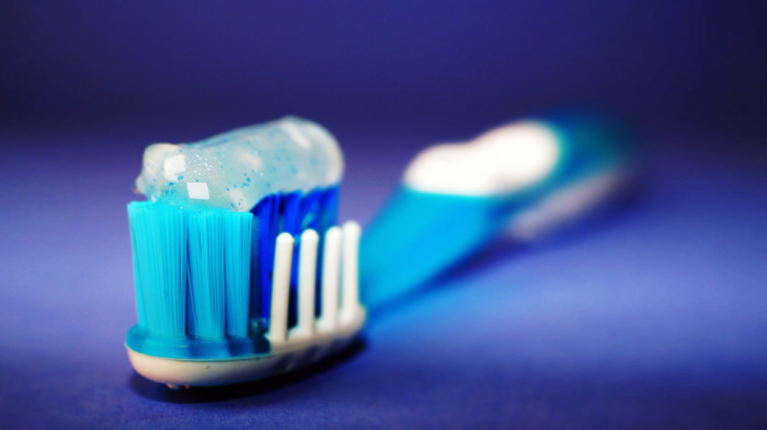 Komoly veszéllyel fenyeget, ha rosszkor mosunk fogat - videó