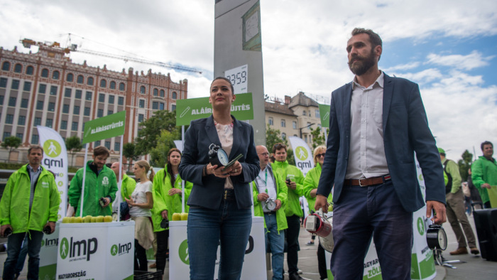 Lemond az LMP vezetősége