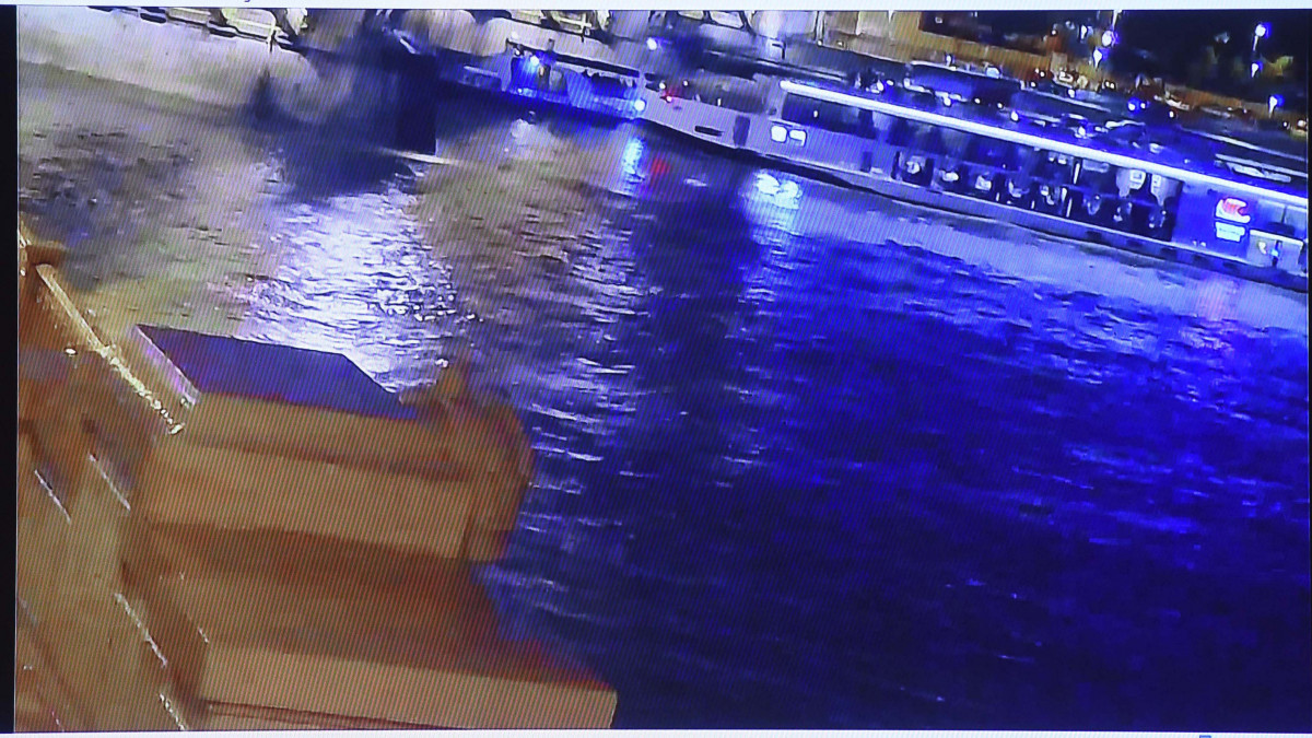 Megrázó videó a dunai hajóütközésről