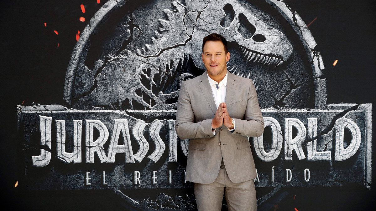 Madrid, 2018. május 22.Chris Pratt amerikai színész a Jurassic World: Bukott birodalom című filmjének bemutatója alkalmából tartott fotózáson Madridban 2018. május 22-én. A filmet június 7-től vetítik a spanyol mozikban. (MTI/EPA/Emilio Naranjo)