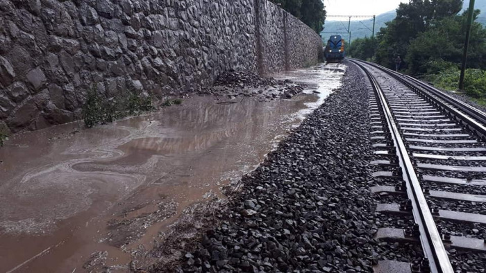 Durva károkat okozott a vihar Magyarországon szerdán