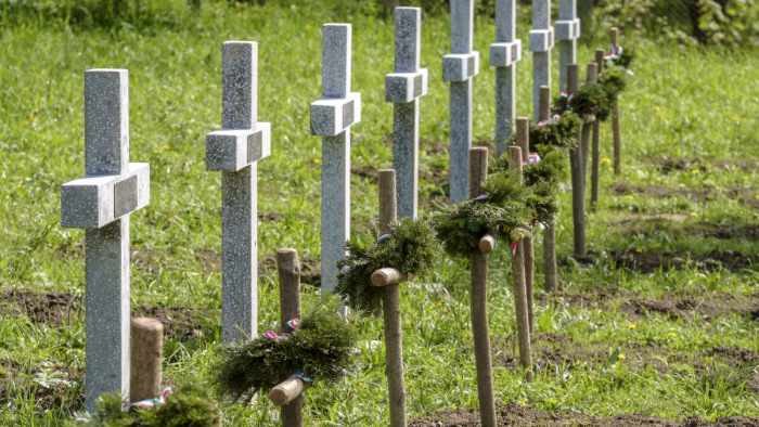 Elhalasztották az egyeztetést az úzvölgyi temetőről
