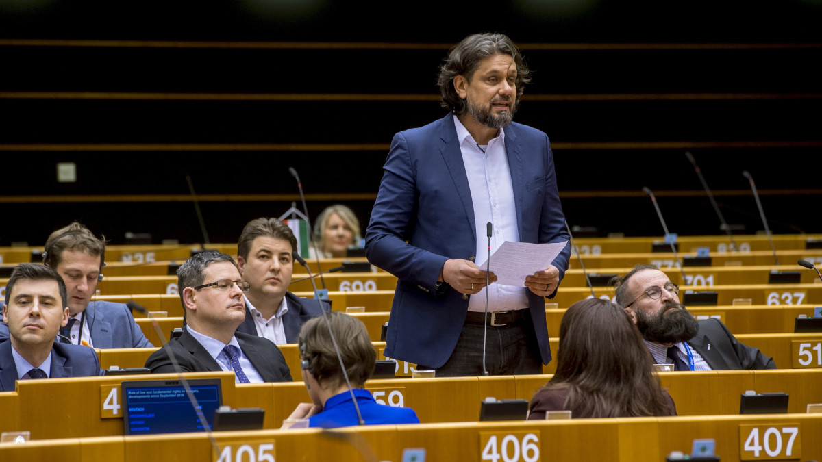 Deutsch Tamás az EP-vitáról: még most sem nyugszik a Soros-hálózat