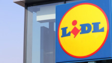 Beindult a szilveszteri boltzárverseny: a Lidl már lépett is