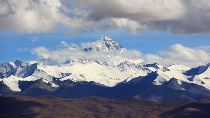 Világrekord: hét és fél órán belüli bringás Mount Everest