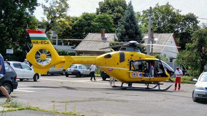 Potyára ment a XVIII. kerületbe egy mentőhelikopter - egy mentőautó megelőzte