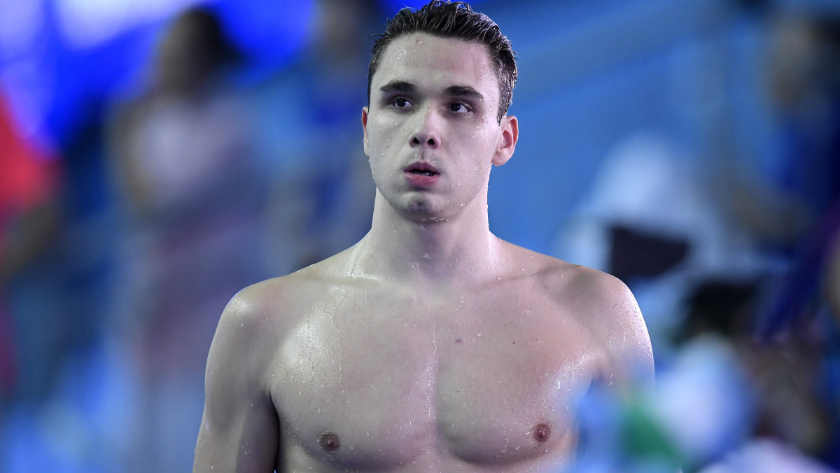 Milák Kristóf a férfi 100 méteres pillangóúszás döntője után a 18. vizes világbajnokságon a dél-koreai Kvangdzsuban 2019. július 27-én.