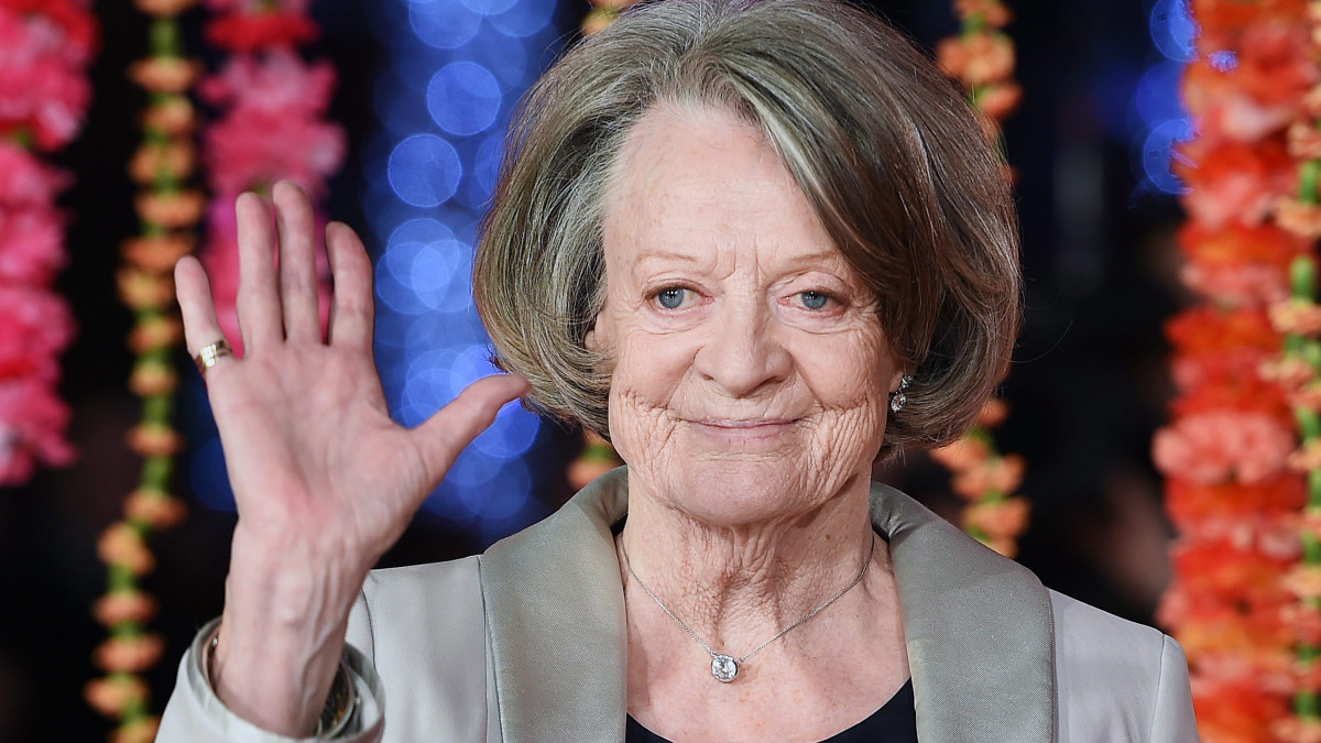 London, 2015. február 17.Maggie Smith kétszeres Oscar-díjas brit színésznő a Keleti nyugalom - A második Marigold Hotel (The Second Best Exotic Marigold Hotel) című filmje bemutatóján Londonban 2015. február 17-én. (MTI/EPA/Andy Rain)