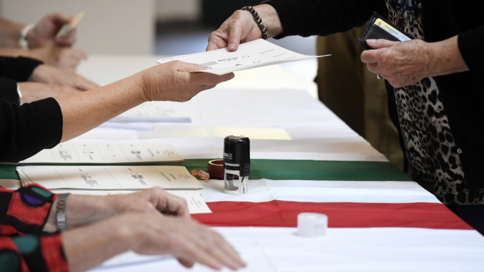 Zalában két településen új választást tartanak, egynél még vitatott az eredmény