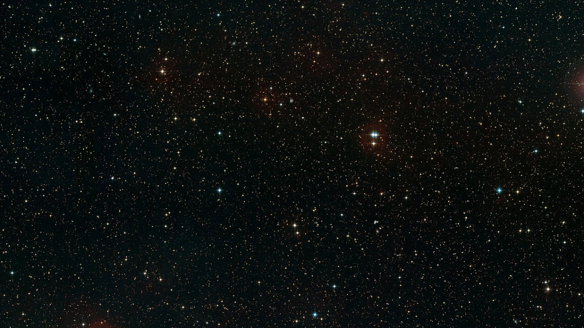 This image shows a ground-based wide-field view of the region around NGC 6752 from the Digitized Sky Survey 2.