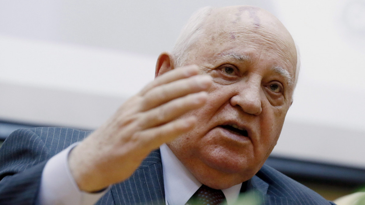Gorbacsov: az Egyesült Államok arrogánsan viselkedett