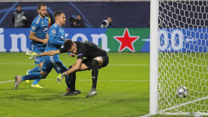 A Juventus, a Bayern és a PSG is továbbjutott